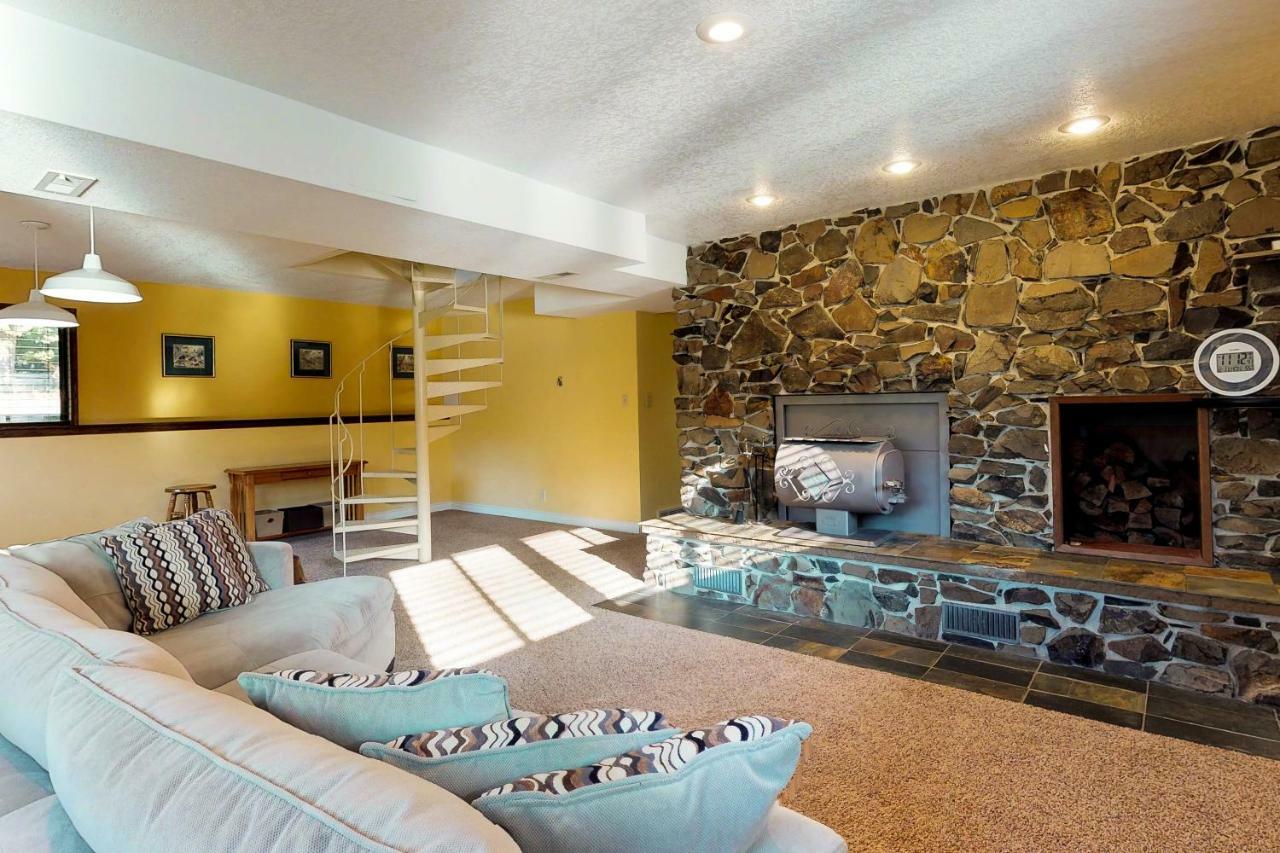 Meadows And Mountain Retreat Little Oklahoma Exterior foto